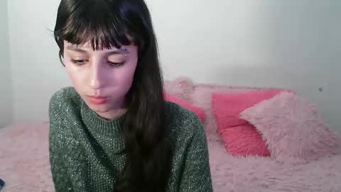 Snapshot of paulainblue chatting on 11, 2, 2025   online show from 11, 2, 2025