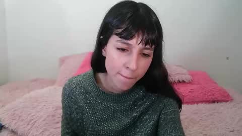 Snapshot of paulainblue chatting on 11, 2, 2025   online show from 11, 2, 2025