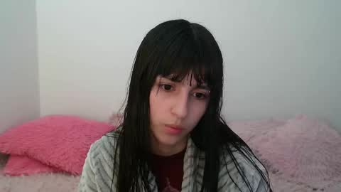 Snapshot of paulainblue chatting on 20, 2, 2025   online show from 20, 2, 2025