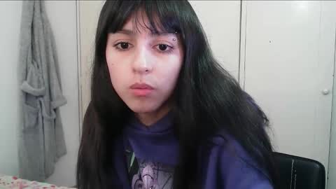 Snapshot of paulainblue chatting on 22, 9, 2025   online show from 22, 9, 2025