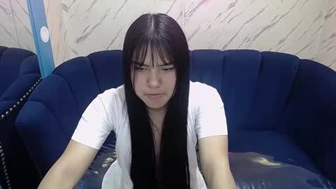 Live 800am 200pm COLOMBIAN HOUR online show from 27, 1, 2025