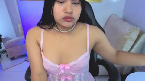 Snapshot of paulette_v chatting on 30, 3, 2026 Live 800am 200pm COLOMBIAN HOUR online show from 30, 3, 2026