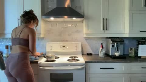 Snapshot of paulilafay chatting on 16, 9, 2025 Paulila Fay online show from 16, 9, 2025