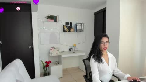 Snapshot of paulina_dossantos chatting on 23, 4, 2026 paulina online show from 23, 4, 2026