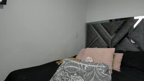Snapshot of paulina_l chatting on 22, 6, 2026 Paulina online show from 22, 6, 2026