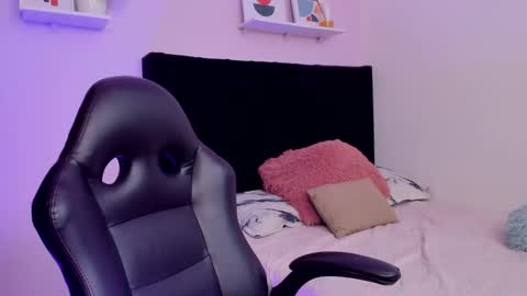 PAULINA  online show from 23, 3, 2026