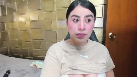 Snapshot of paulinabelen21 chatting on 12, 5, 2026 paulinabelen21 online show from 12, 5, 2026