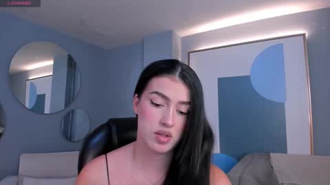 Paulina Santos  online show from 14, 10, 2025