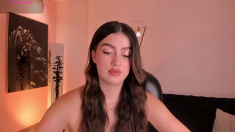 Paulina Santos  online show from 10, 7, 2026