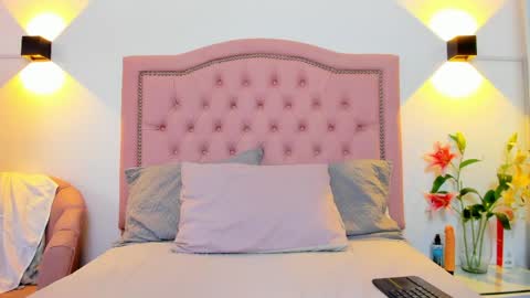 paulinavera online show from 9, 4, 2026