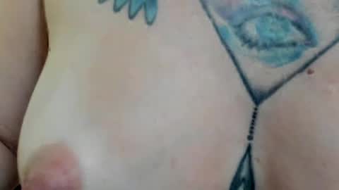 Snapshot of paulinches_love chatting on 8, 8, 2026 Paulinches online show from 8, 8, 2026