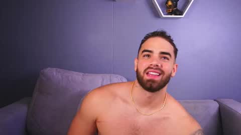 Paul Phoenix online show from 3, 12, 2025