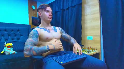 Snapshot of paulthompson_ chatting on 26, 5, 2026 Paul online show from 26, 5, 2026