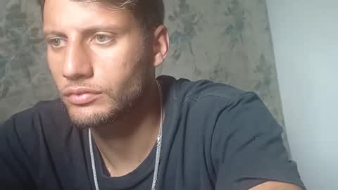 Snapshot of paurrrossa chatting on 1, 3, 2026 PauRosa online show from 1, 3, 2026