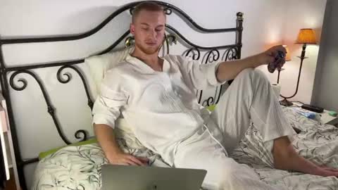 Snapshot of pavelrey chatting on 16, 6, 2026 Pavel online show from 16, 6, 2026