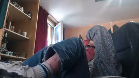 Snapshot of pc8474408 chatting on 9, 5, 2026 pc8474408 online show from 9, 5, 2026