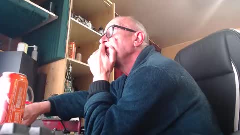 Snapshot of pc8474408 chatting on 11, 5, 2026 pc8474408 online show from 11, 5, 2026