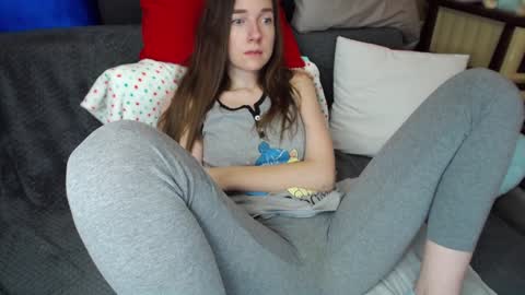 FOUNTAIN SQUIRT online show from 6, 2, 2025