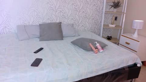 Snapshot of peach_babe_ chatting on 1, 7, 2026 Peach online show from 1, 7, 2026