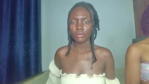 Snapshot of peach_ebonny chatting on 15, 4, 2026 peach_ebonny online show from 15, 4, 2026