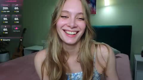 Lexy Peach online show from 9, 9, 2025