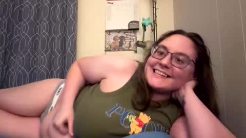 peachesbestfriend online show from 16, 5, 2026