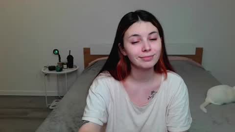 Peachy online show from 10, 2, 2025