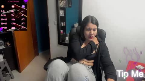 Tangerine Penaut online show from 27, 2, 2026