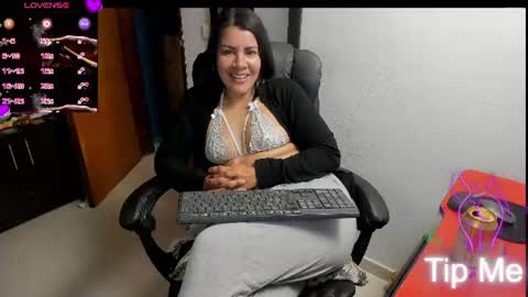 Tangerine Penaut online show from 14, 7, 2026