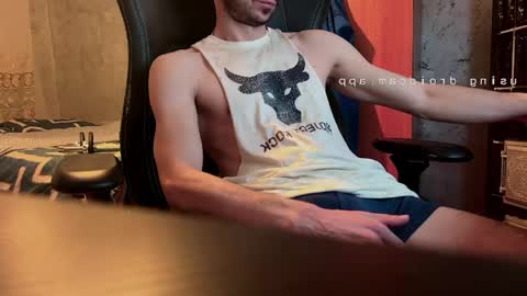 peanutmikk online show from 2, 4, 2026