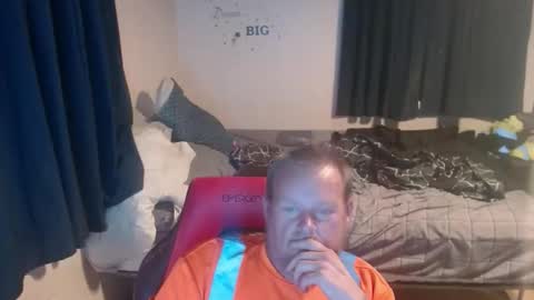 Snapshot of pecker40 chatting on 21, 4, 2026 pecker40 online show from 21, 4, 2026