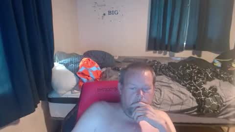 Snapshot of pecker40 chatting on 26, 4, 2026 pecker40 online show from 26, 4, 2026