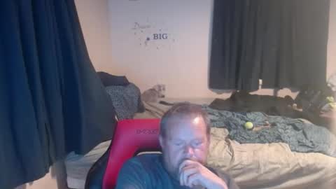 Snapshot of pecker40 chatting on 18, 5, 2026 pecker40 online show from 18, 5, 2026