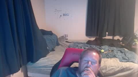 Snapshot of pecker40 chatting on 18, 5, 2026 pecker40 online show from 18, 5, 2026