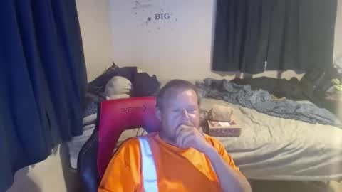 Snapshot of pecker40 chatting on 19, 5, 2026 pecker40 online show from 19, 5, 2026