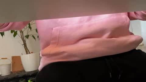 Snapshot of pedroserrano2000 chatting on 26, 9, 2025 PedrOO OO online show from 26, 9, 2025