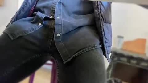 Snapshot of pedroserrano2000 chatting on 17, 10, 2025 PedrOO OO online show from 17, 10, 2025