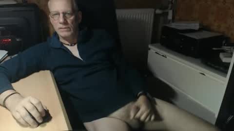 Pemue65 online show from 5, 12, 2025