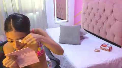 peneelopeecute online show from 19, 12, 2025