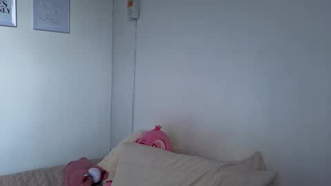 penelophe01 online show from 15, 2, 2026