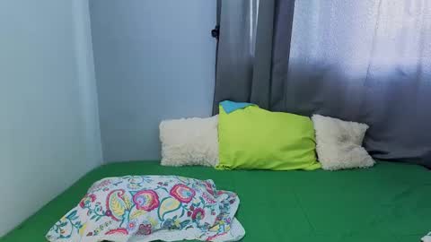 penelophe01 online show from 28, 3, 2026