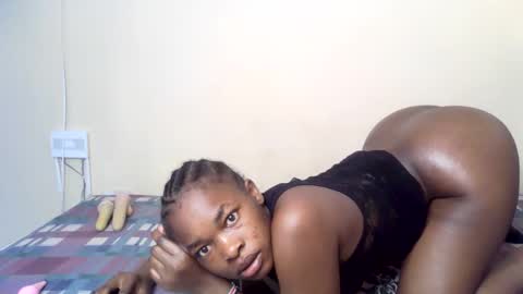 Snapshot of pengcaramell2 chatting on 17, 4, 2026 pengcaramell2 online show from 17, 4, 2026