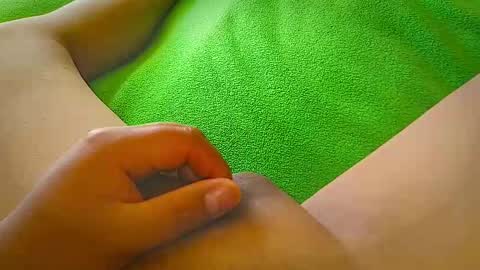 Snapshot of penils_juicy chatting on 12, 10, 2025 Penils online show from 12, 10, 2025