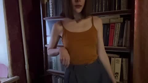 Snapshot of pennilinka chatting on 4, 4, 2026 Alya online show from 4, 4, 2026