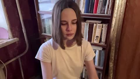 Snapshot of pennilinka chatting on 11, 4, 2026 Alya online show from 11, 4, 2026