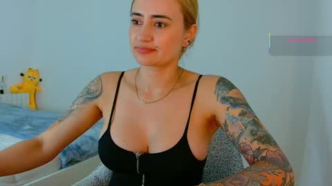 Hi Im Penelope  better vibrations  1111 online show from 2, 6, 2026