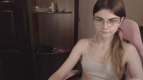 Farida online show from 4, 12, 2024