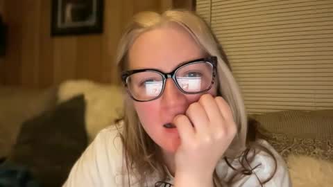 Snapshot of perfectnips742 chatting on 1, 12, 2025 Nelly online show from 1, 12, 2025