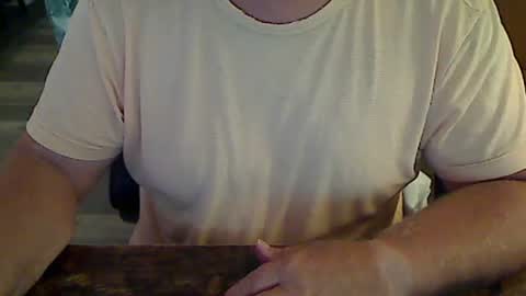 Snapshot of perfecto1957 chatting on 22, 11, 2025 perfecto1957 online show from 22, 11, 2025