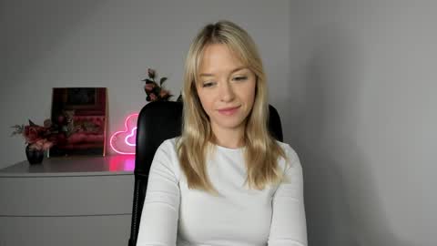 Cindy online show from 4, 12, 2024